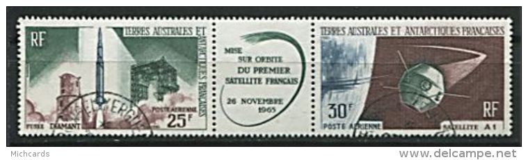 117 TERRES AUSTRALES (TAAF) 1966 - Lancement 1er Satellite - Triptyque Avec Vignette - Oblitere (Yvert A 11A) - Gebraucht