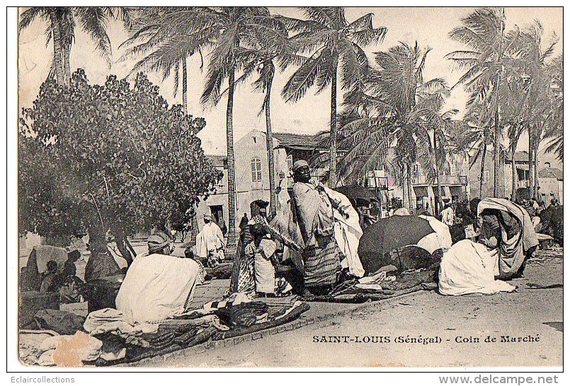 Afrique Noire. Sénégal  St Saint Louis:  Marché     (Voir Scan Défault A D) - Sénégal