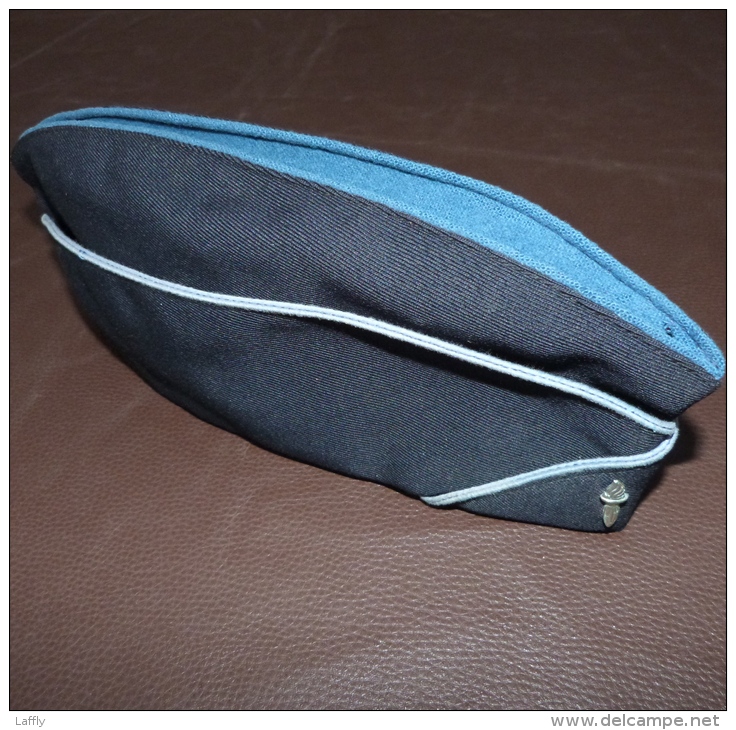 Ancien Calot, Bonnet De Police Avec Insigne Flamme, Bleu Marine, Avec Fond Bleu, CRS Cie Républicain Sécurité - Police