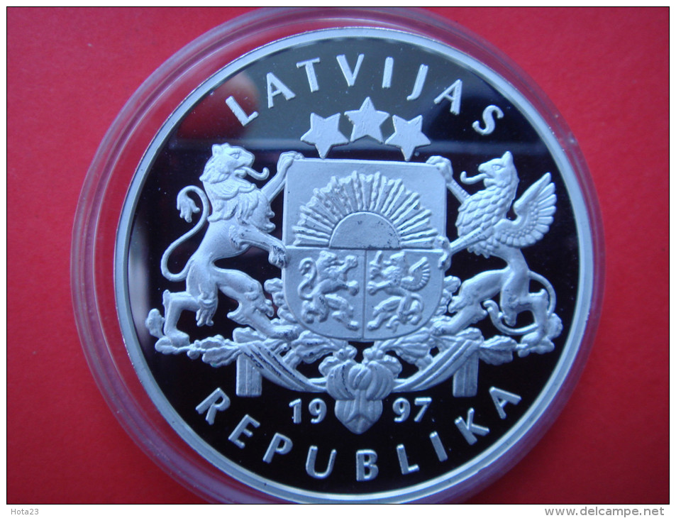 LATVIA / LETLAND SILVER 10 LATS COIN 1997 - RIGA SHIP , OLD GALLEON PROOF - Lettonie