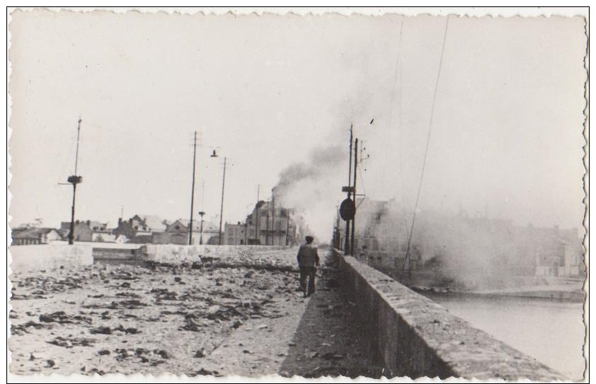 CPA PHOTO 49 SAUMUR Ruines Guerre WW2 Août 1944 Le Pont Rare - Saumur