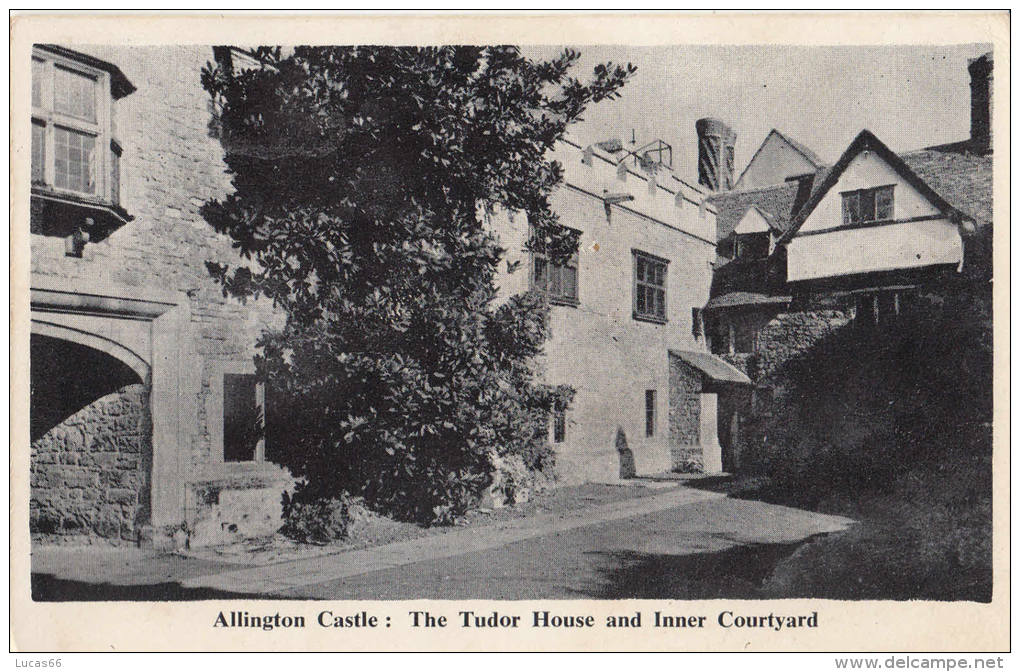 C1950 ALLINGTON CASTLE - THE TUDOR HOUSE AND INNER COURTYARD - Other & Unclassified