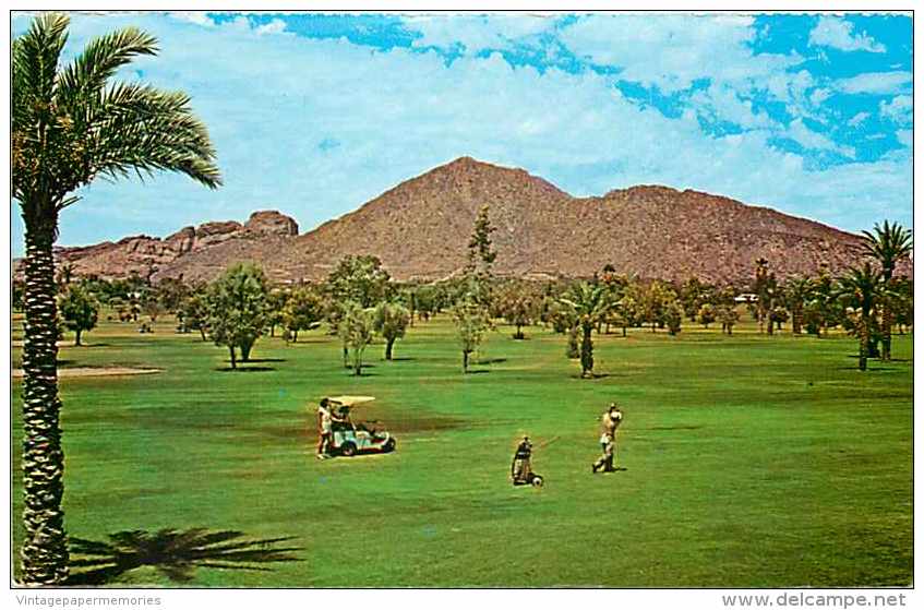 210831-Arizona, Phoenix, Arizona Country Club Golf Course, Camelback Mountain, Petley - Phoenix