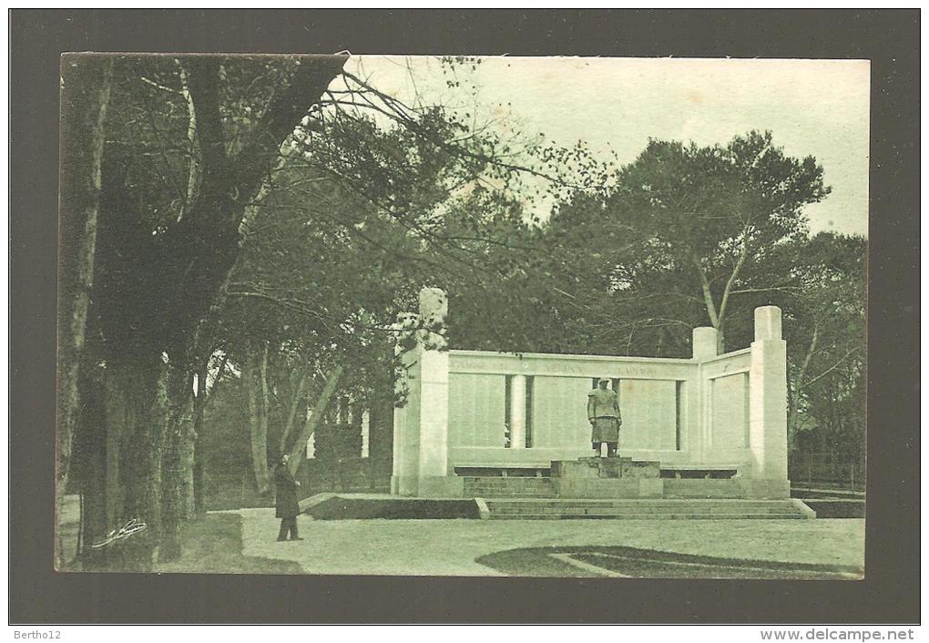 La Rochelle   Monument Aux Morts - Kriegerdenkmal