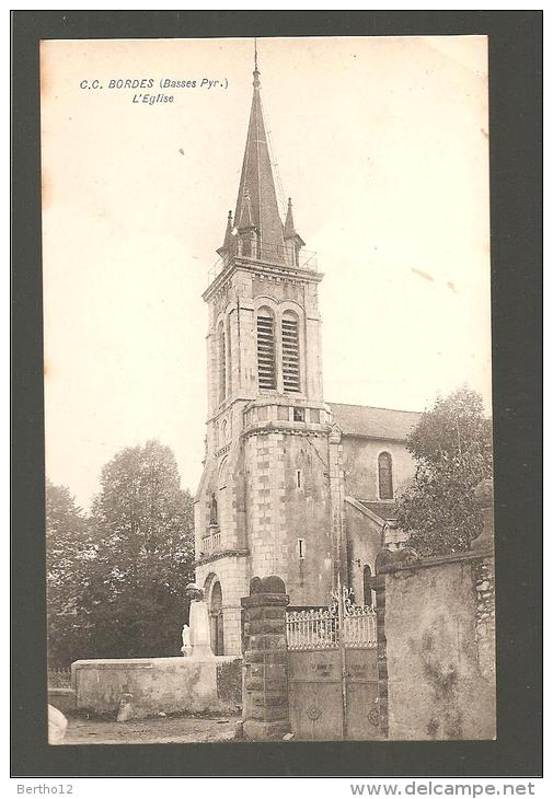 Bordes Monument Aux Morts - Monumenti Ai Caduti