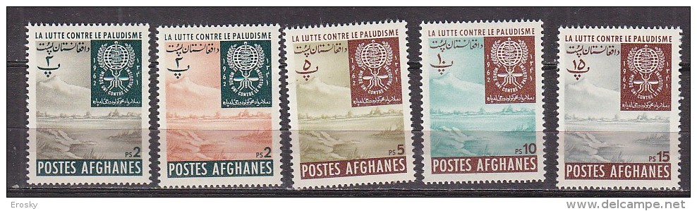 J1303 - AFGHANISTAN Yv N°644/48 ** PALUDISME - Afghanistan