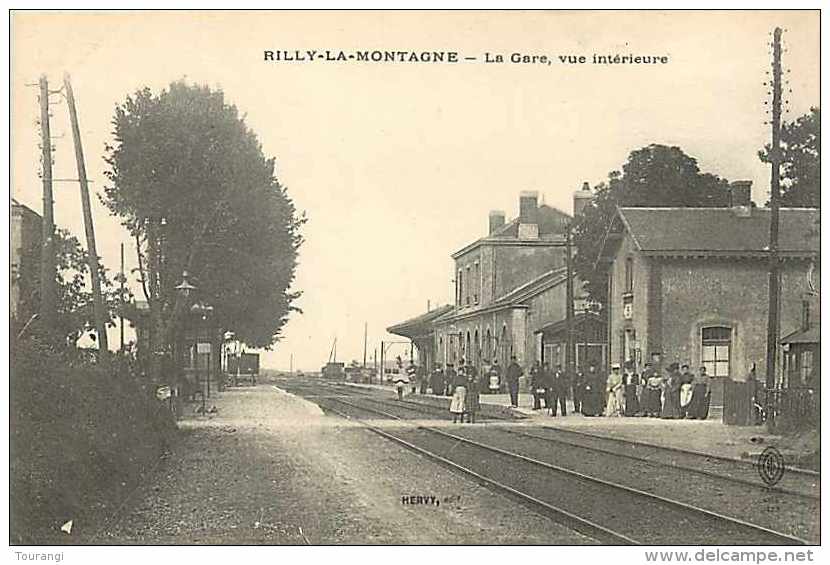 Août13c 141 : Rilly-la-Montagne  -  Gare - Rilly-la-Montagne