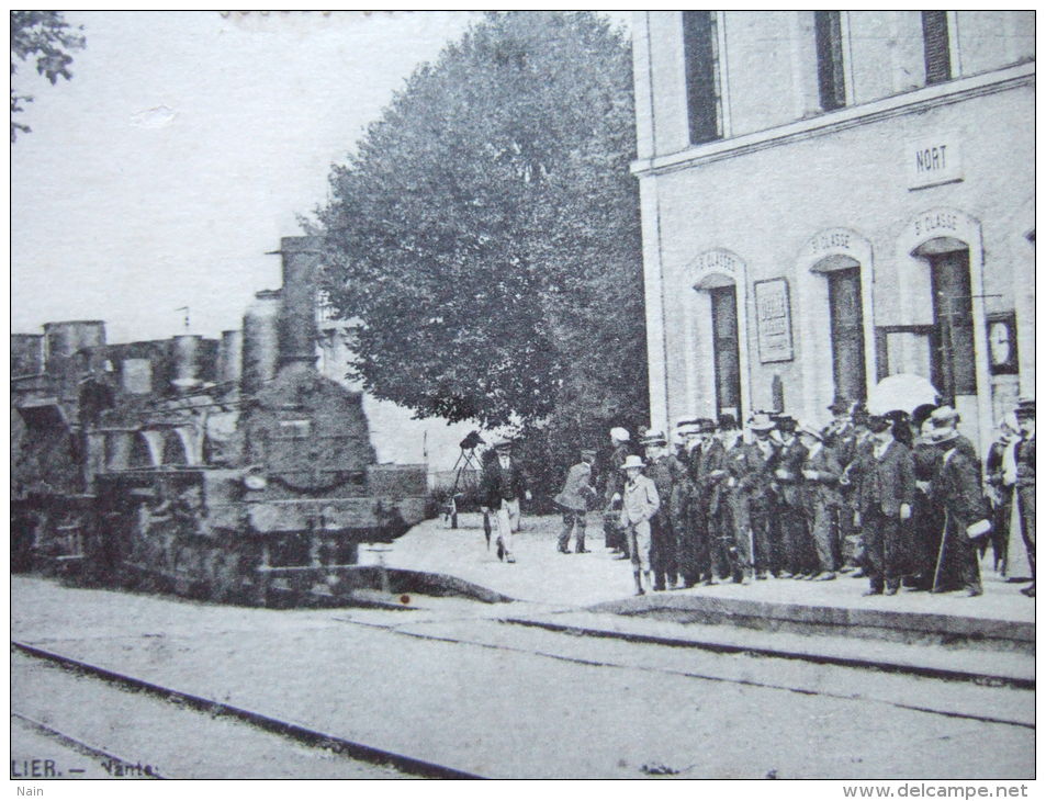 44 - NORT SUR ERDRE - LA GARE - TRAIN EN GARE - PLAN RARE - - Nort Sur Erdre