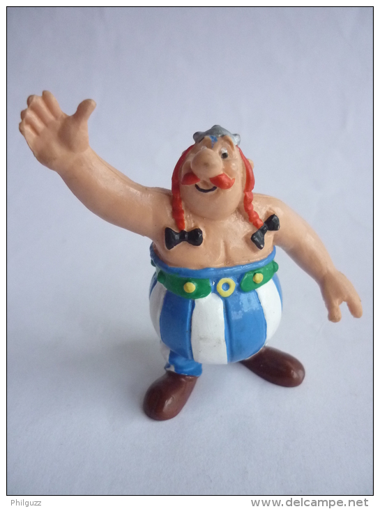 RARE FIGURINE ASTERIX BULLY 1990 OBELIX SALUT TBE - Asterix & Obelix