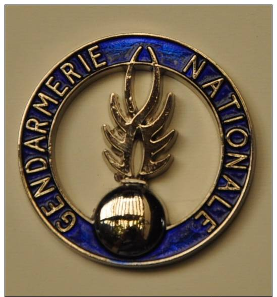 Médaille émaillée Gendarmerie - Police & Gendarmerie