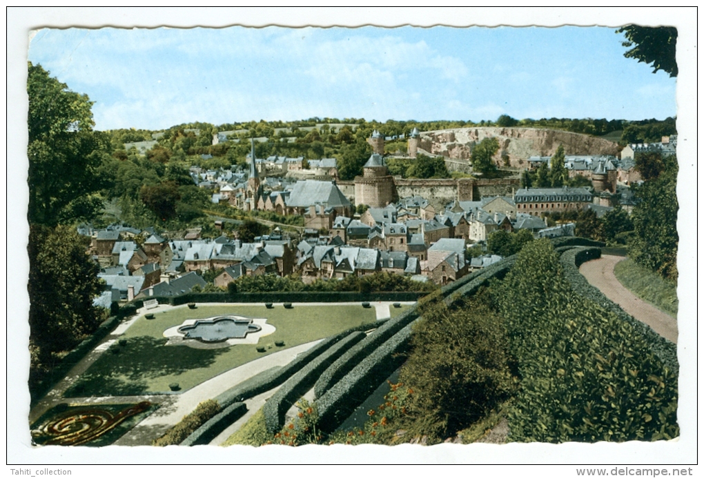 FOUGERES - Vue Sur Le Parc Et Le Château - Fougeres