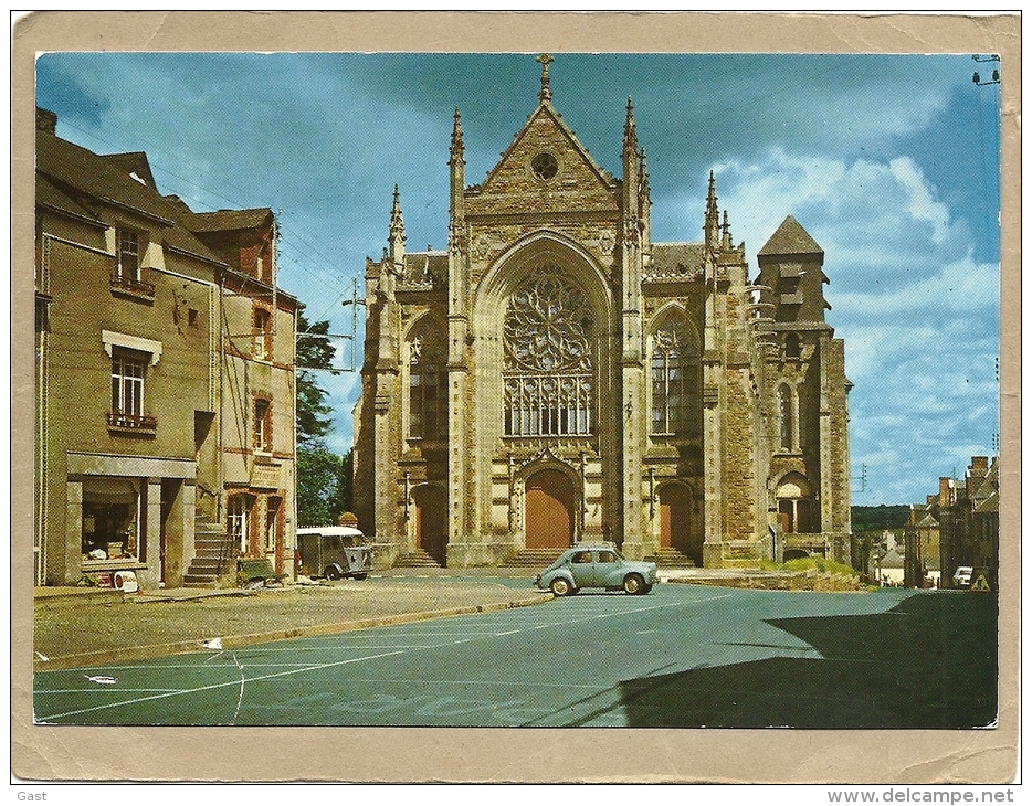 44    SAINT  JULIEN  DE  VOUVANTE  L  EGLISE - Saint Julien De Vouvantes