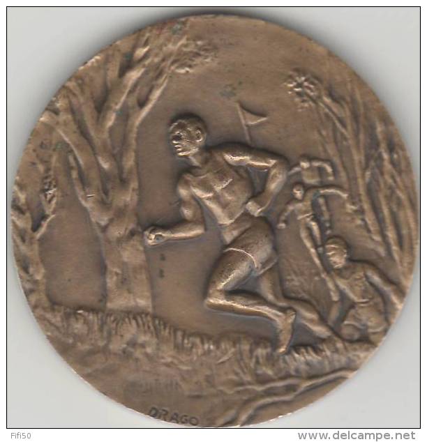 MEDAILLE  EN BRONZE   Signé Drago Athlétisme Course à Pied 2  Em Benjamine Montfort Sur Meu 35   1979 - Professionals/Firms