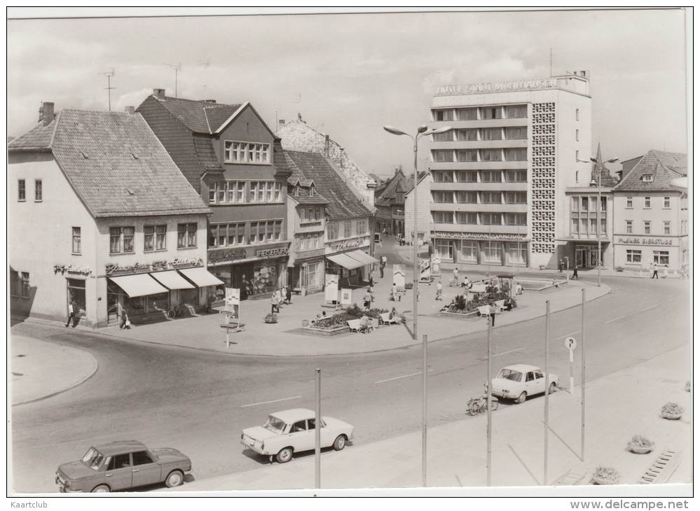 Mühlhausen: 2x WARTBURG 353, MOSKVITCH 408, MOTORCYCLE - Reisebüro - Wilhelm Pieck Platz - Auto/Voiture/Car -  DDR/GDR - Voitures De Tourisme