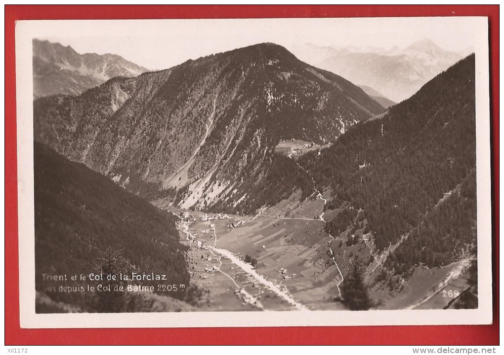 YTrien-07  Trient Et Le Col De La Forclaz Vus Depuis Le Col De Balme. Non Circulé - Trient