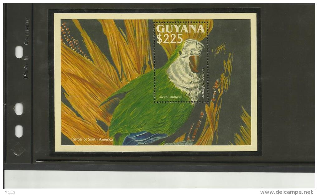 GUYANA ~ 1993 Parrot  S/S - Parrots