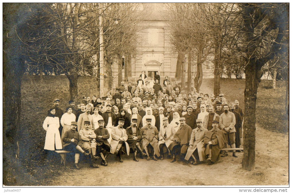 LAGNY (77) Carte Photo Hopital Militaire Guerre 1914-1918 Groupe De Bléssés - Lagny Sur Marne