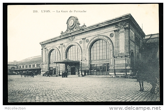 69 LYON 02 / La Gare De Perrache / - Lyon 2