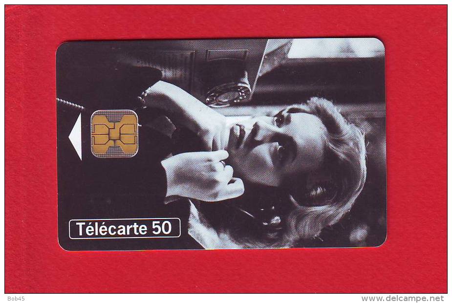 378 - Telecarte Publique Telephone Et Cinema 10  Jeanne Moreau (F699) - 1996