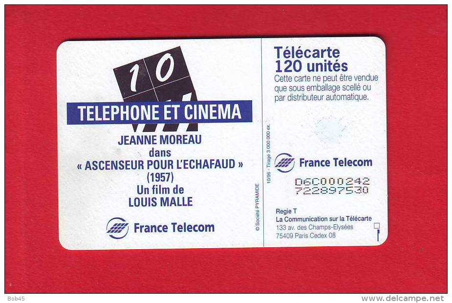 379 - Telecarte Publique Telephone Et Cinema 10  Jeanne Moreau (F700) - 1996