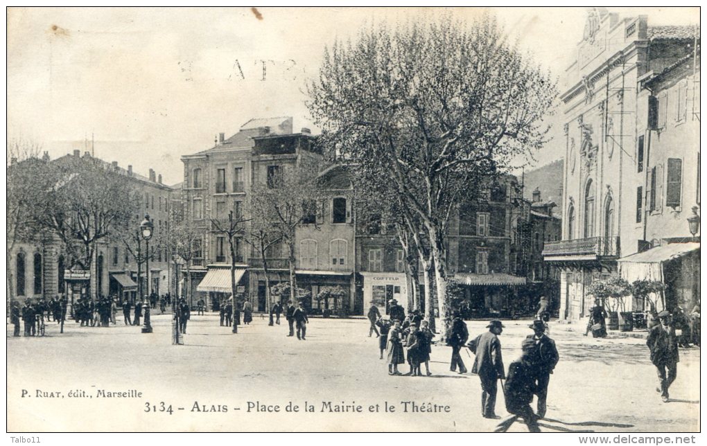 ALAIS - Place De La Mairie Et Le Theatre - Aigues-Vives