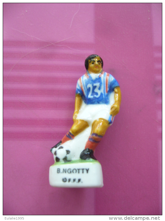 Fève  Serie Football FFF N° 23 : B NGOTTY - Sport