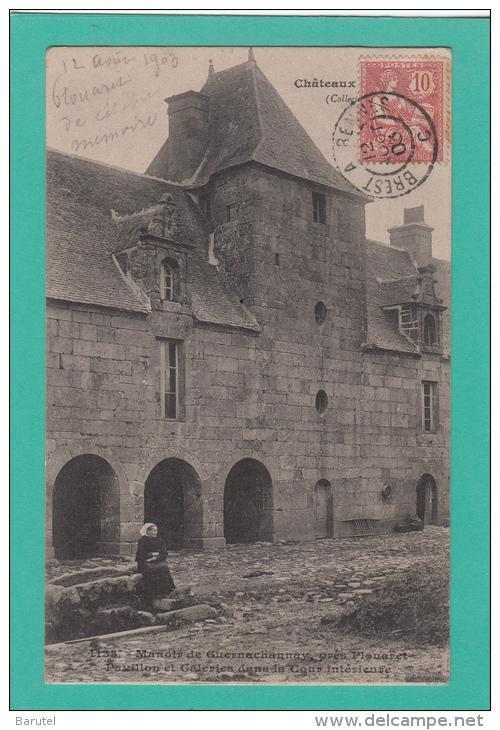 PLOUARET (Environs) --> Manoir De Guernachannay. Pavillon Et Galeries Dans La Cour Intérieure - Plouaret