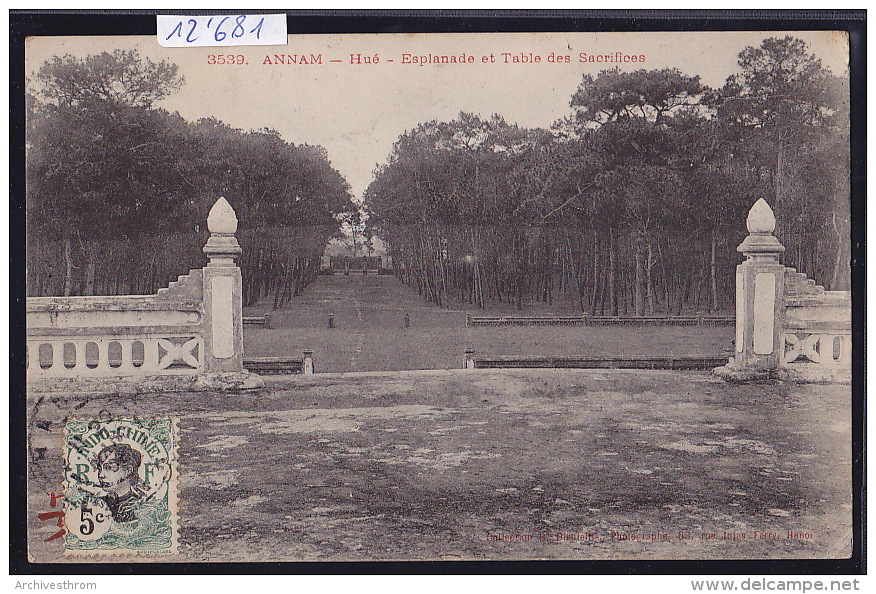 Annam - Hué - Esplanade Et Table Des Sacrifices - Ca 1908 (12´681) - Viêt-Nam