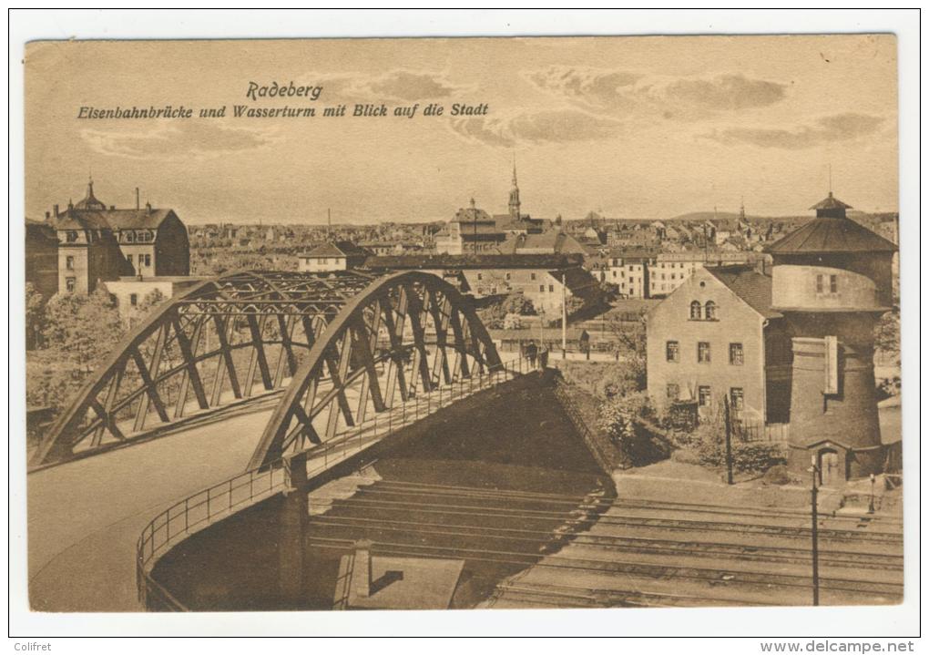 Saxe          Radeberg        EisenbahnBrücke Und Wasserturm Mit Blick Auf Die Stadt - Radeberg