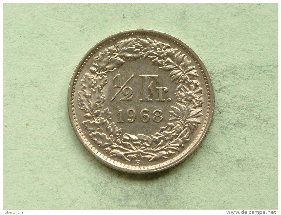 1968 B - 1/2 Franc / KM 23a.1 ( Uncleaned / For Grade, Please See Photo ) !! - Autres & Non Classés