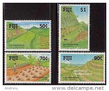 1990 FIJI  - SOIL CONSERVATION, Geology, Agriculture, YV 621/24  MNH - Isole