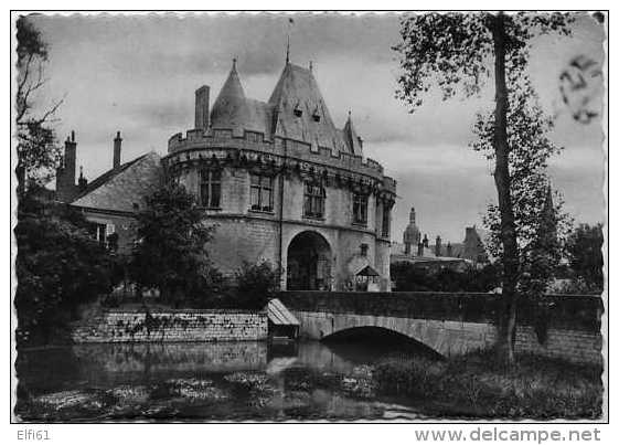 VENDOME (L.-et-Ch.) - L'Hôtel De Ville (monument Du XVe Siècle) - Ancienne Porte Saint-Georges - Incendié Le 15 Juin 194 - Vendome