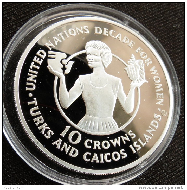 Turks Caicos Isl. 10 Cr 1985 Women Decade Silver Minted 1001 Pieces Only - Turks En Caicoseilanden