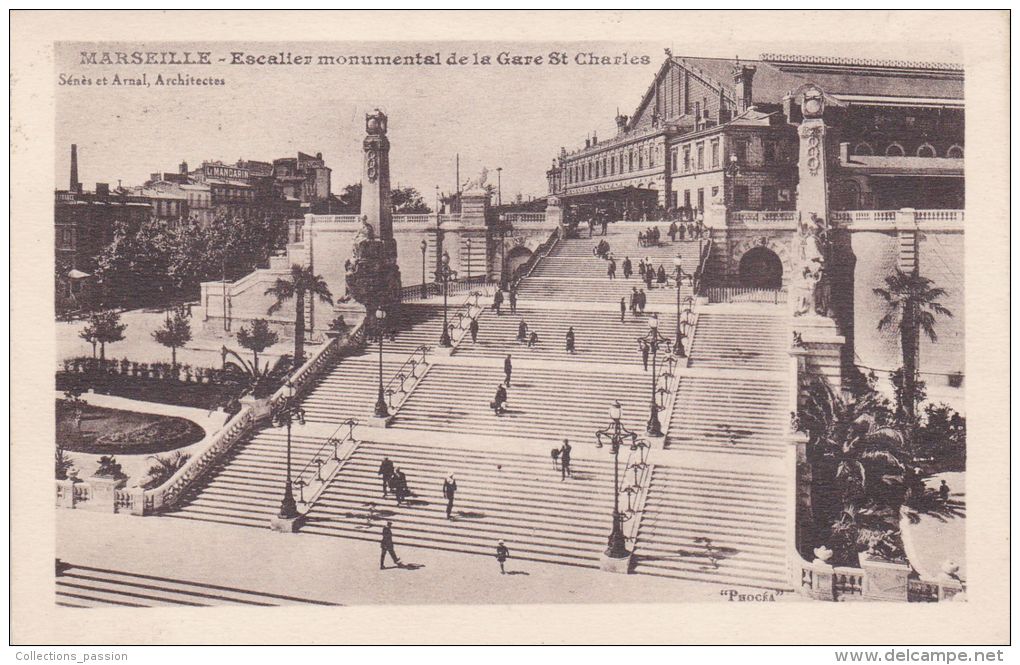 Cp , 13 , MARSEILLE , L´Escalier Monumental De La Gare Saint-Charles - Quartier De La Gare, Belle De Mai, Plombières