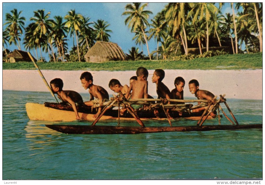 (369) Fiji Islands - Ile De Fidji - Enfants Dans Canoe - Figi