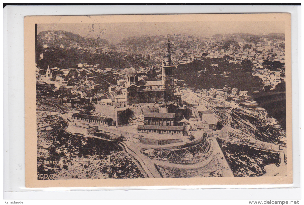 1934 - CARTE POSTALE De MARSEILLE Avec VIGNETTE De ND DE LA GARDE Pour MILLAU - Tourismus (Vignetten)