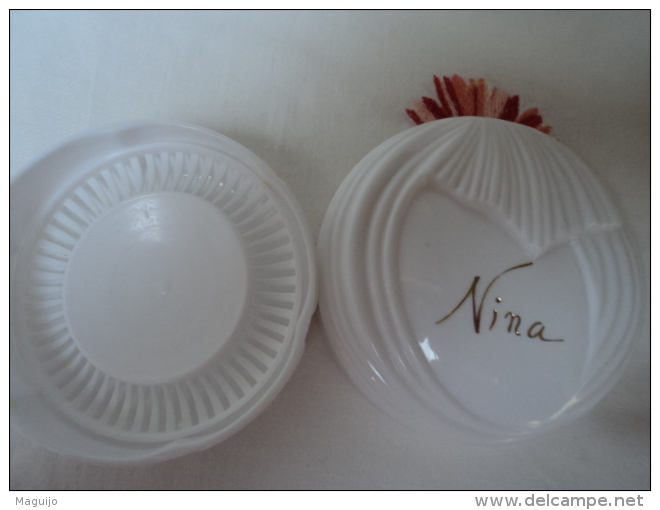 NINA RICCI " NINA" BOITE A SAVON VIDE  BON ETAT  LIRE  & VOIR !!! - Miniatures Femmes (sans Boite)
