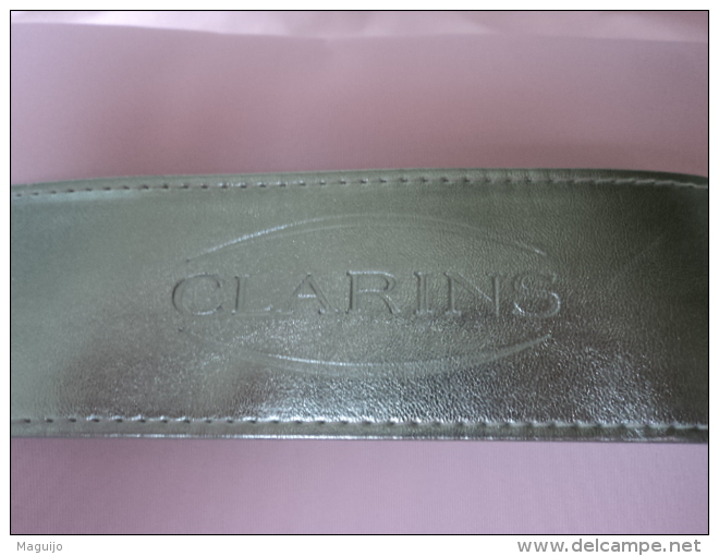 CLARINS "  GRANDE TROUSSE SIGLEE" NEUVE   VOIR  &  LIRE::: - Miniaturen Flesjes Dame (zonder Doos)