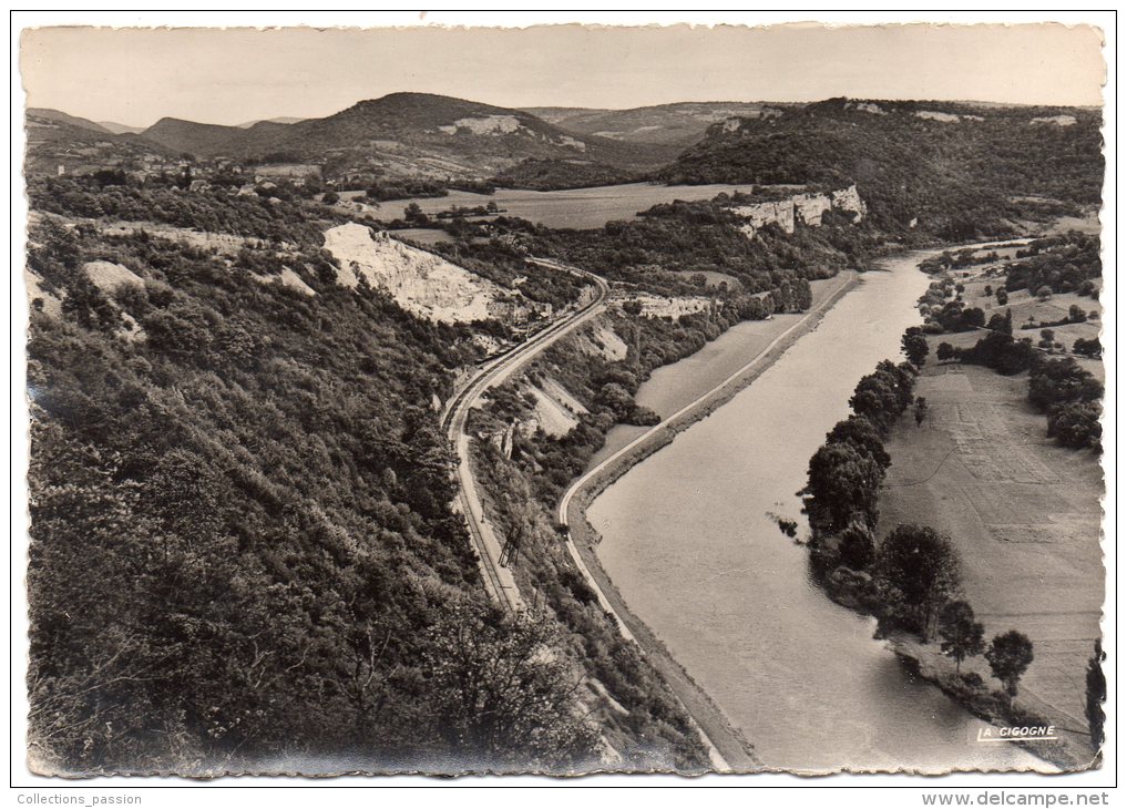 CP, 25, BAUME-LES-DAMES, Vue Sur La Vallée Du Doubs Depuis La Route De Besançon, Ecrite - Baume Les Dames