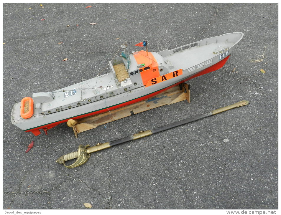 TRES BELLE ANCIENNE MAQUETTE NAVIGANTE VEDETTE SAUVETAGE S.A.R.  !!!!!!!! - Boats