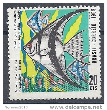 130606098  BRASIL  YVERT   Nº  899  **  MNH - Unused Stamps