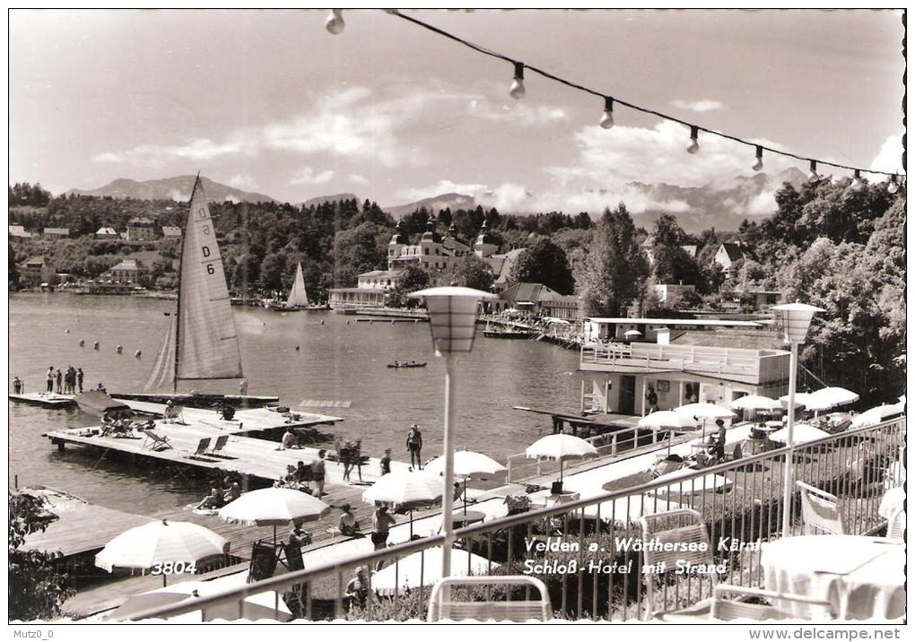 AK 717  Velden Am Wörthersee - Schlosshotel Mit Strand Um 1960 - Velden