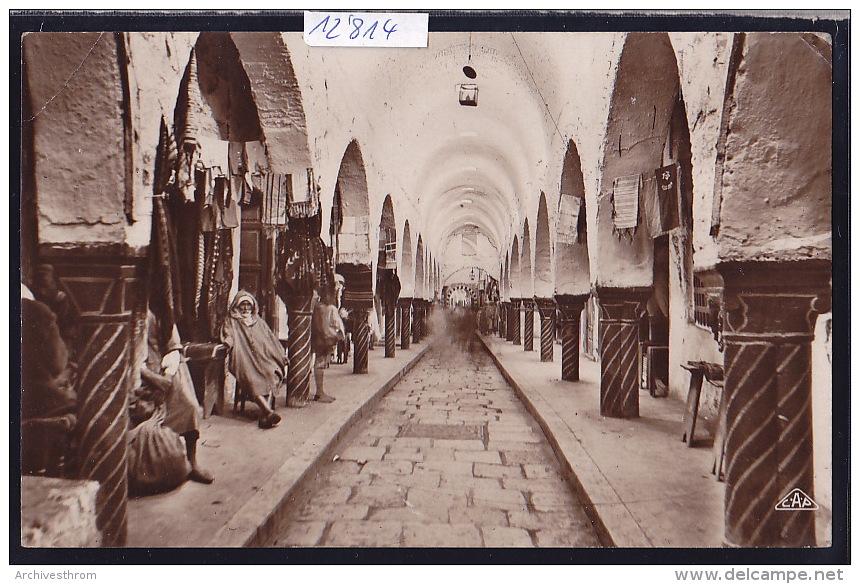 Tunisie - Tunis : Le Souk Des Etoffes Avec Marchands - Ca 1930 (12´814) - Tunisie