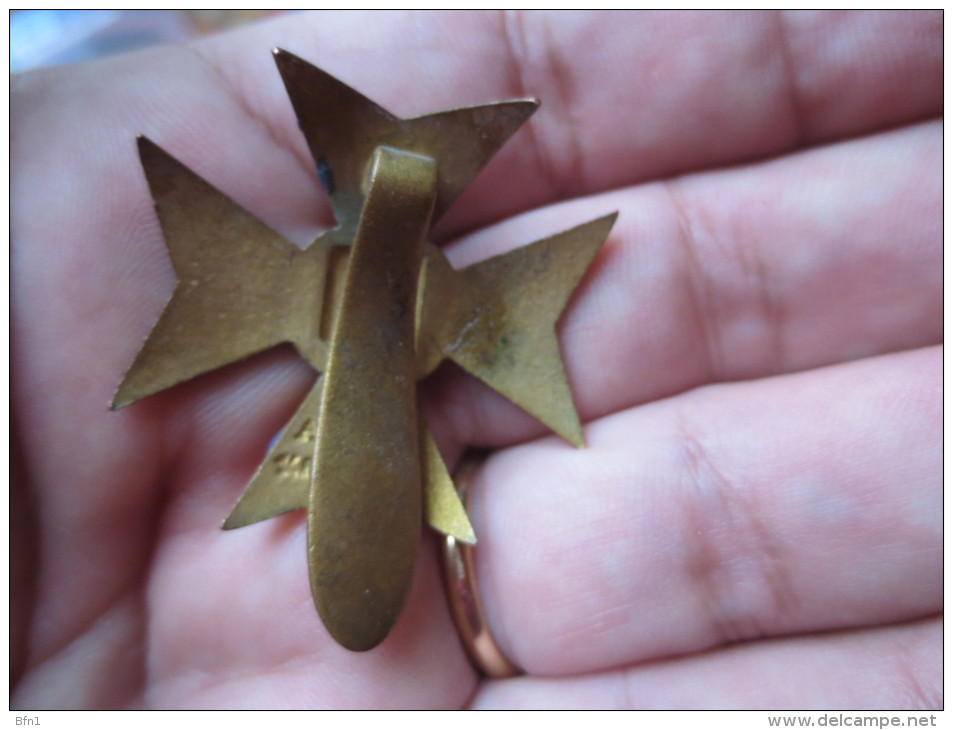 MEDAILLE PAROISSE OU PELERINAGE - VOIR PHOTOS - Religione & Esoterismo