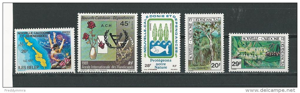 Nouvelle-Calédonie: 445 + 451/ 452  + 457/ 458 ** - Unused Stamps