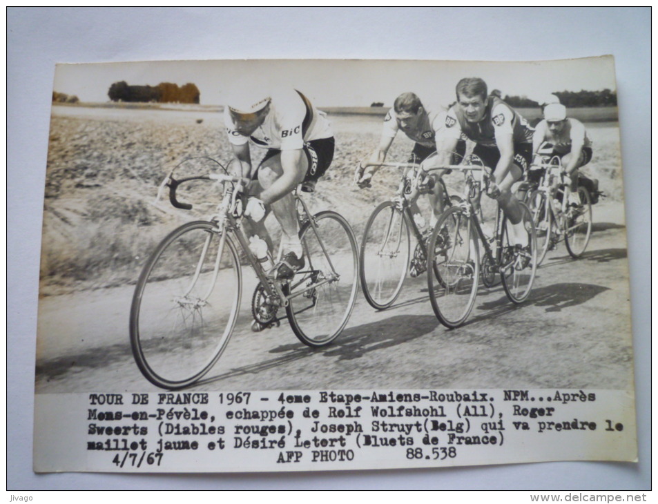 Tour De France  1967  :  4è étape  Rolf  WOLFSHOHL / Roger SWEERTS / Joseph  STRUYT ..... - Cycling