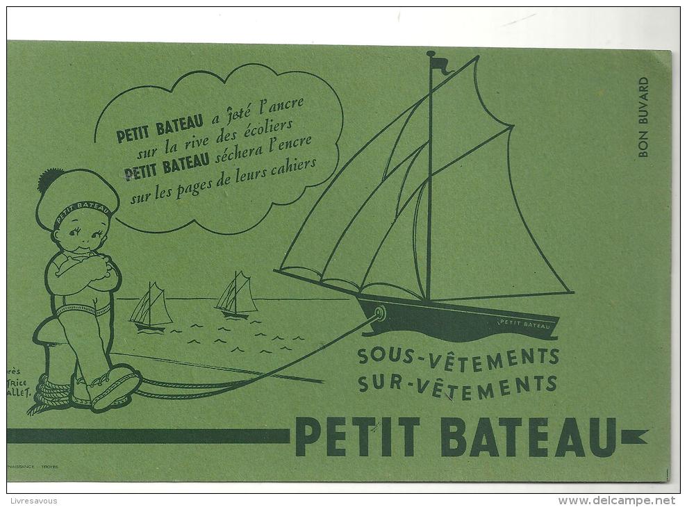 Buvard Petit Bateau Sous-vêtements, Sur-vêtements Des Années 1960 Couleur Verte - Textile & Vestimentaire