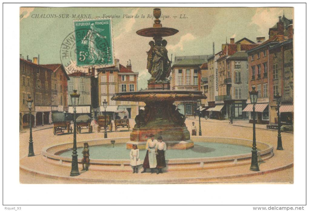 CHALON -SUR-MARNE - Fontaine De La République - LL - Châlons-sur-Marne