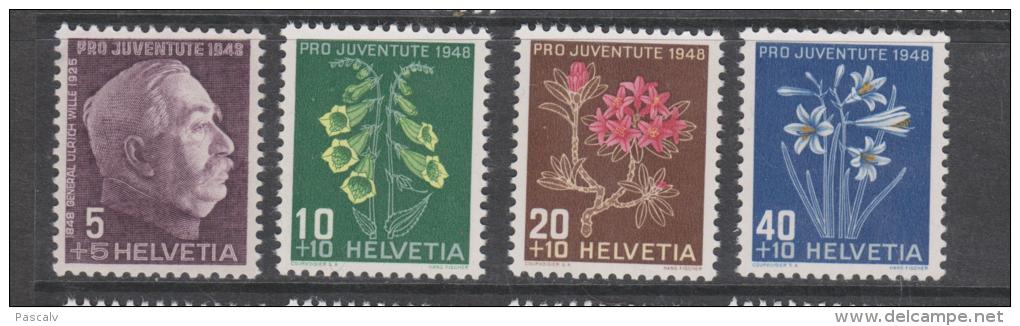 Yvert 467 / 470 ** Neuf Sans Charnière Légère Trace Sur Les 468 Et 469 - Unused Stamps