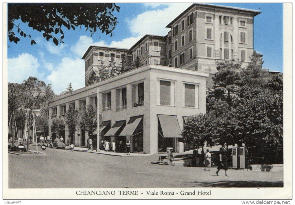 CHIANCIANO TERME (Italie) Cpsm Vue Du Grand Hotel - Autres & Non Classés